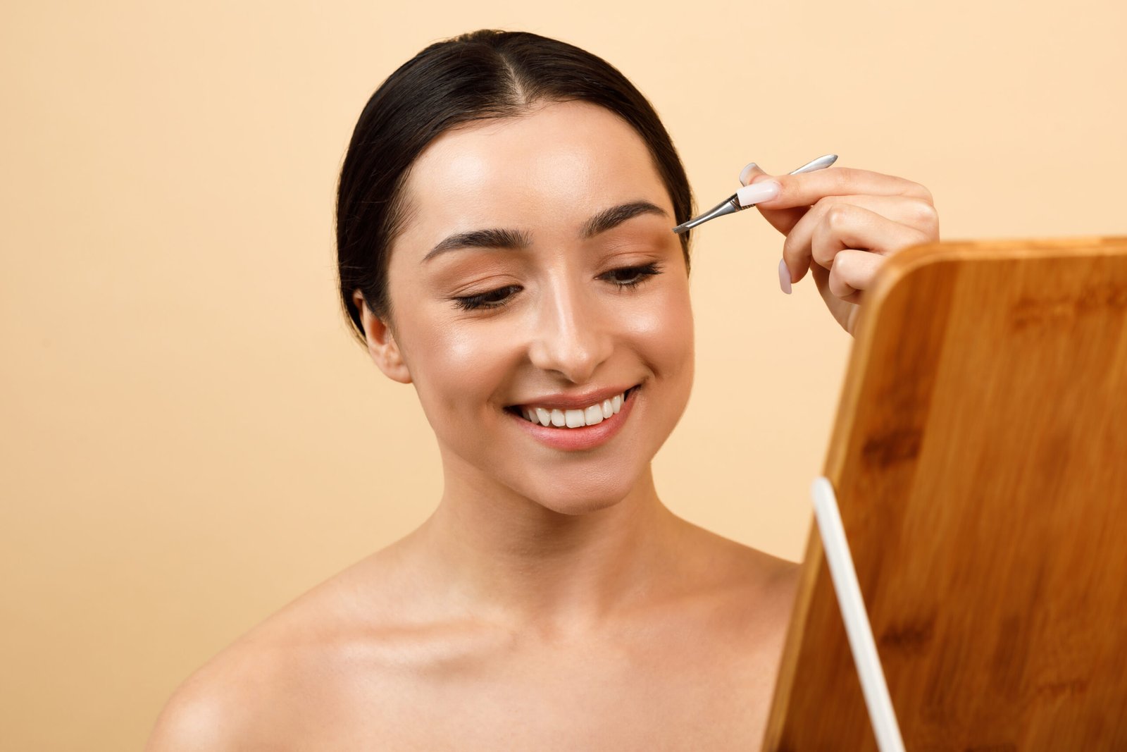 Cómo cuidar la piel madura con estética no invasiva